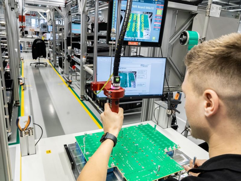 siemens-healthineers-press-digital-assembly_klein